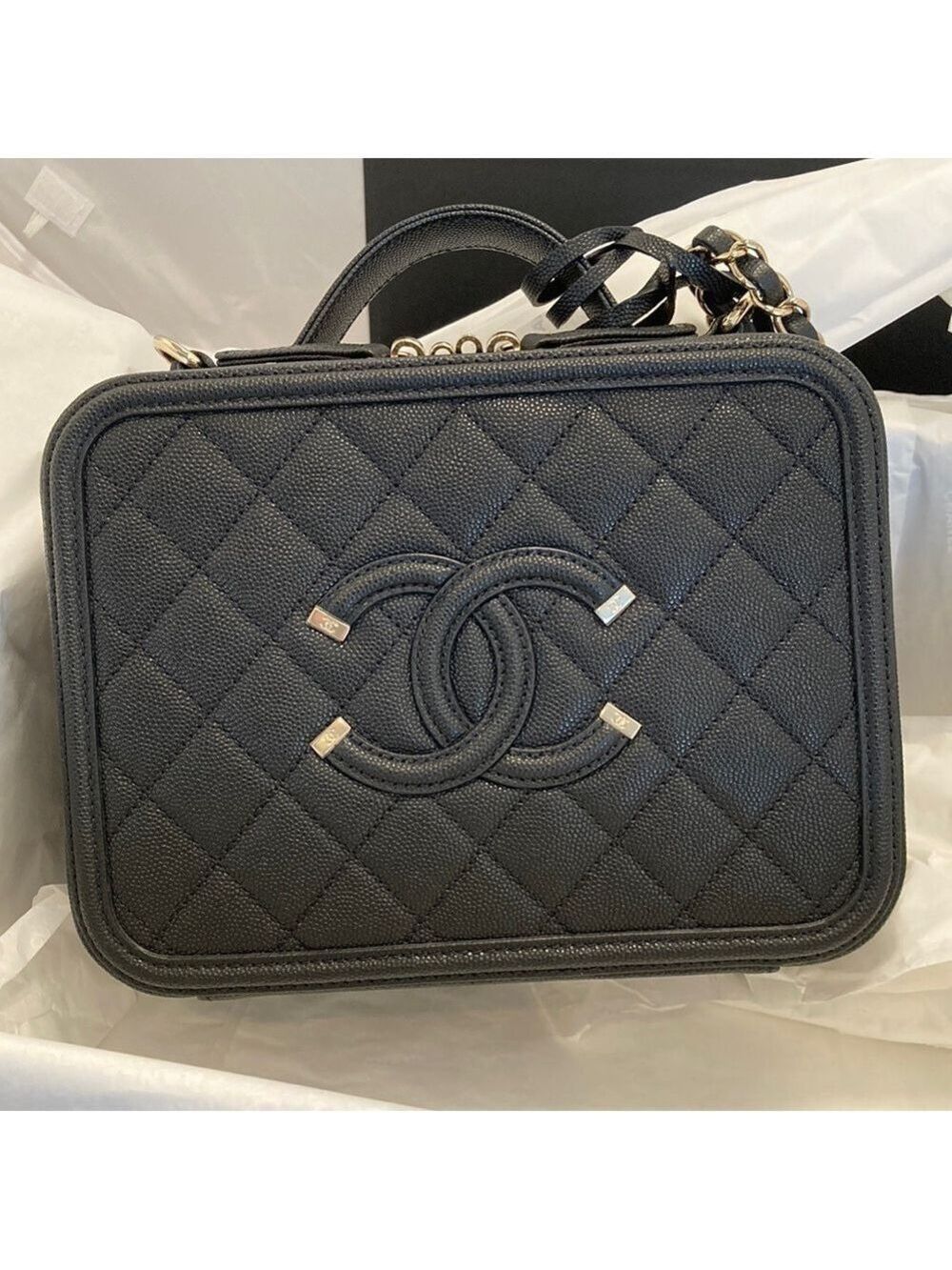 CHANEL Caviar Vanity Filigree Medium CC Case